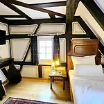 Altes Pfarrhaus Und Restaurant