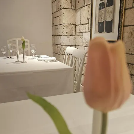 Altes Pfarrhaus Und Restaurant Hotel