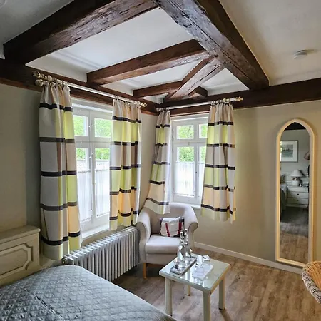 Altes Pfarrhaus Und Restaurant 3* Bad Überkingen