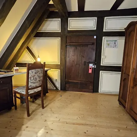 Altes Pfarrhaus Und Restaurant Bad Ueberkingen