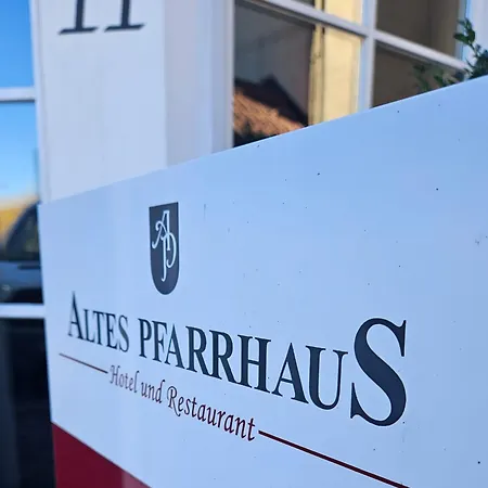 Altes Pfarrhaus Und Restaurant 3*
