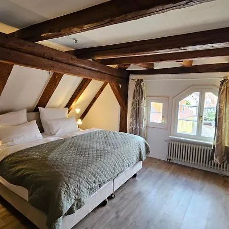 Szálloda Altes Pfarrhaus Und Restaurant Bad Überkingen