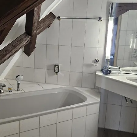 Szálloda Altes Pfarrhaus Und Restaurant 3*