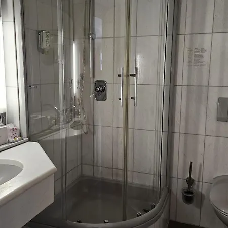 Altes Pfarrhaus Und Restaurant Szálloda Bad Überkingen