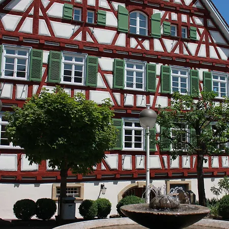 Otel Altes Pfarrhaus Und Restaurant