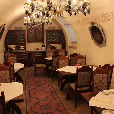 Altes Pfarrhaus Und Restaurant Otel 3*