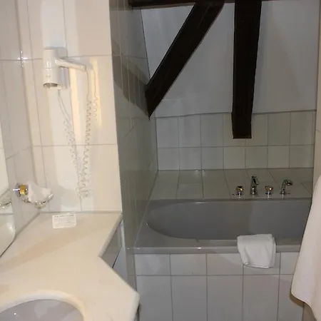 Altes Pfarrhaus Und Restaurant 3* Bad Ueberkingen