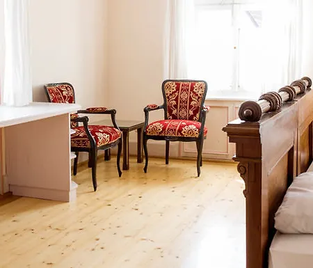 Hotel Altes Pfarrhaus Und Restaurant