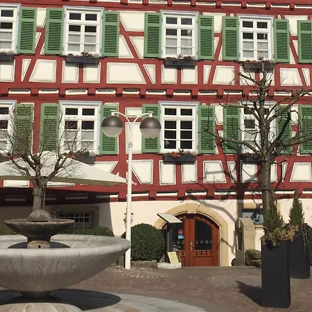 Altes Pfarrhaus Und Restaurant Hotel