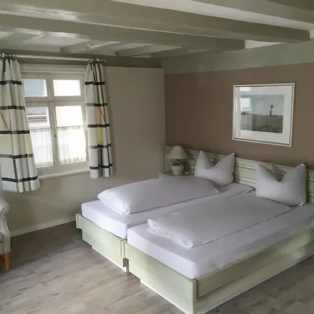 Altes Pfarrhaus Und Restaurant 3* Bad Ueberkingen
